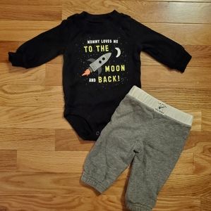 🚀Carter's Black Long Sleeve Bodysuit & Gray Pants